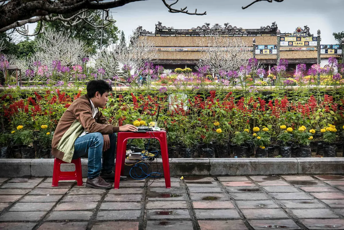 10 điều người nước ngoài yêu thích ở Việt Nam khiến họ mê mẩn 5 10 dieu nguoi nuoc ngoai yeu thich o viet nam khien ho me man 2