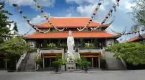 Chùa Sài Gòn: 12 Địa điểm linh thiêng cầu duyên và tài lộc