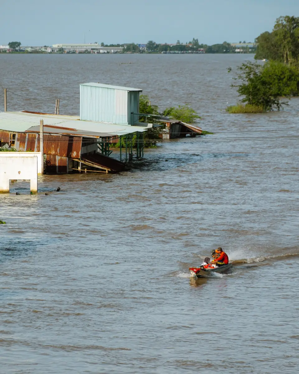Du lịch trái mùa Việt Nam: Top 13 điểm đến tiết kiệm nhất 15 Miền Tây mùa nước nổi - Du lịch trái mùa - Timeout Việt Nam