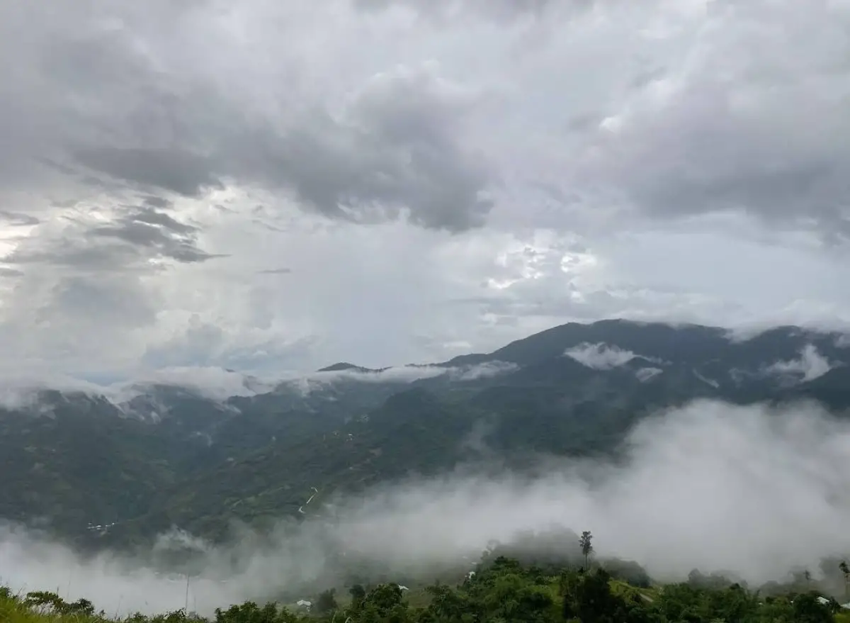 Trekking miền Trung: 10 cung đường đẹp nhất và cẩm nang A-Z 10 Núi Ngọc Linh - Timeout Việt Nam